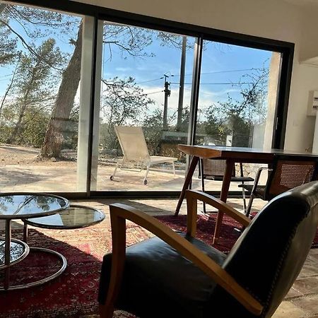 Au Cabanon Villa Pourrieres Екстериор снимка