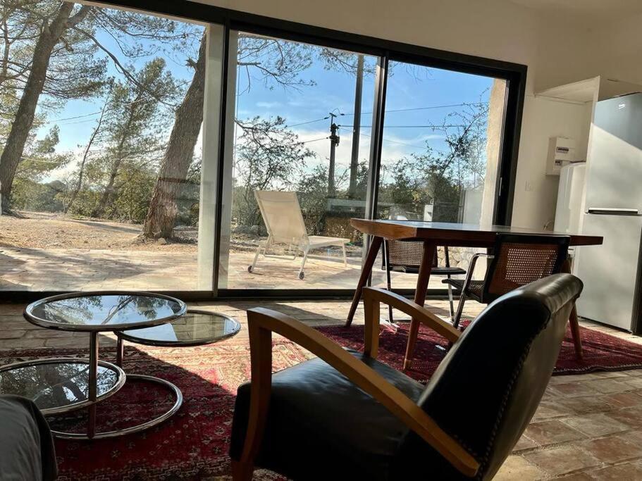 Au Cabanon Villa Pourrieres Екстериор снимка